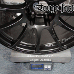 Advan RS  18x10 +15